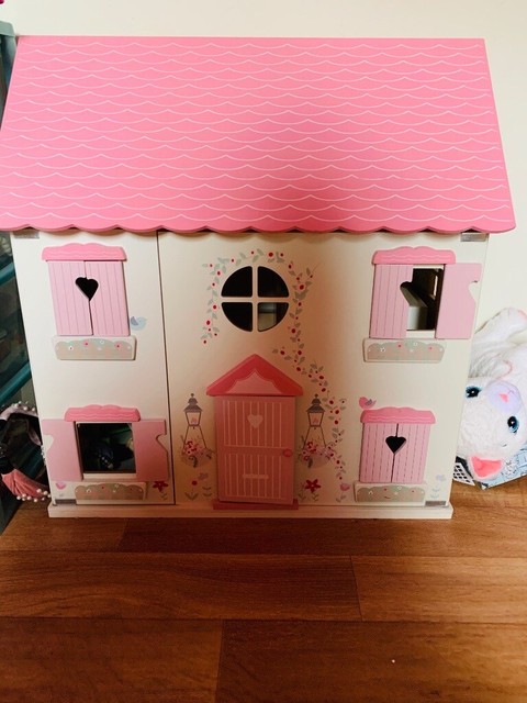 gumtree wooden dolls house